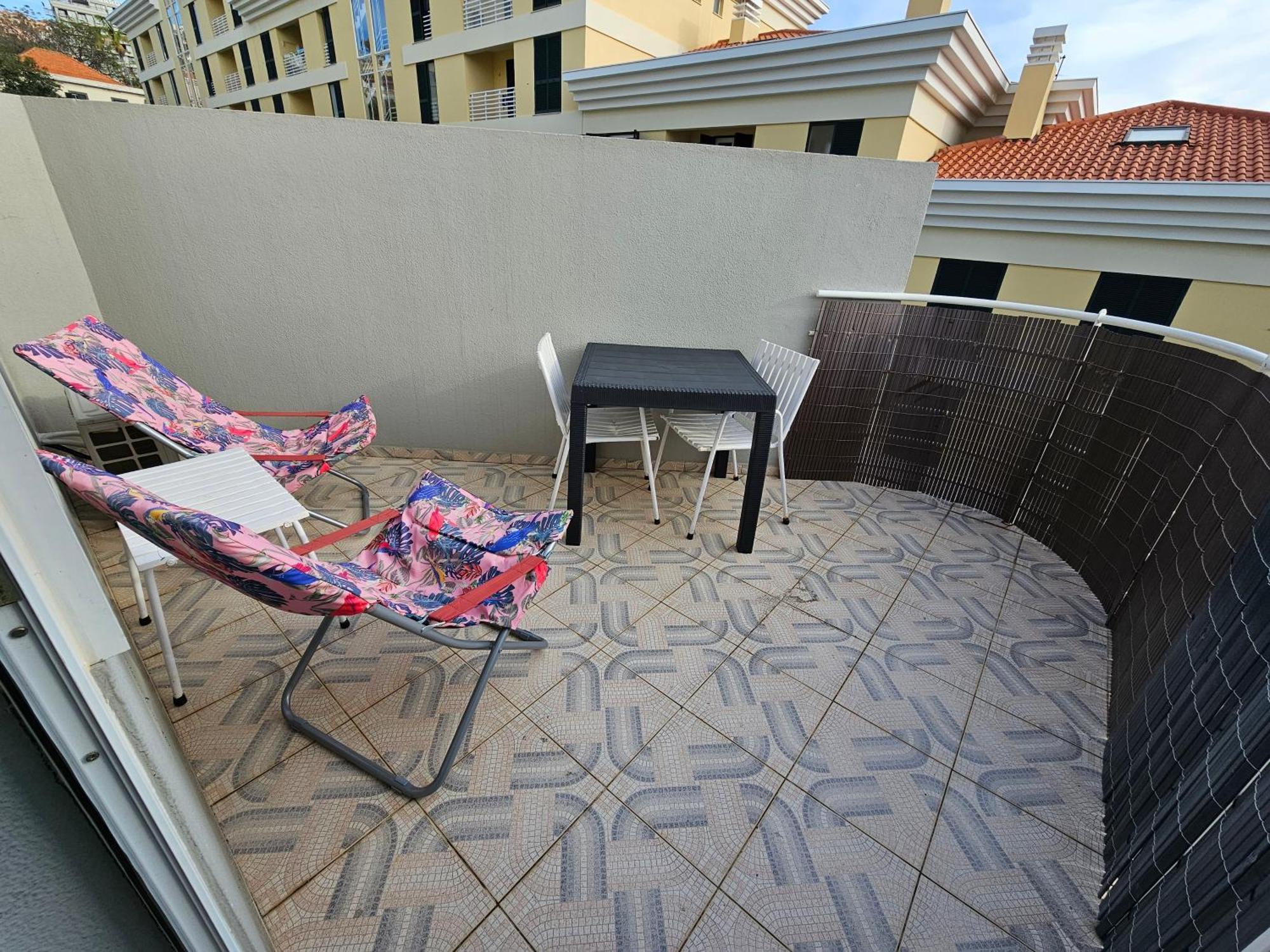 Apartamentos Navio Azul Funchal  Værelse billede